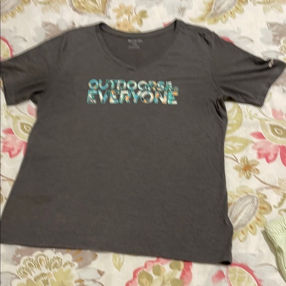 Columbia Charcoal T-Shirt with Vibrant Text - Picture 1 of 5